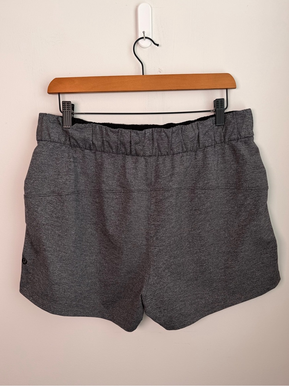 Lululemon On The Fly Short 2.5", High Rise - Picture 7 of 10